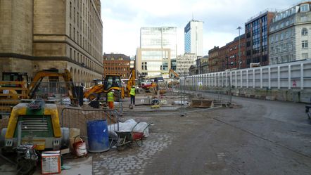 La Place Saint Peter à Manchester prend forme