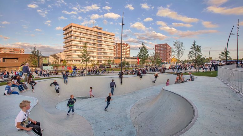 Inauguration festive du « Centrumplein » á Emmen